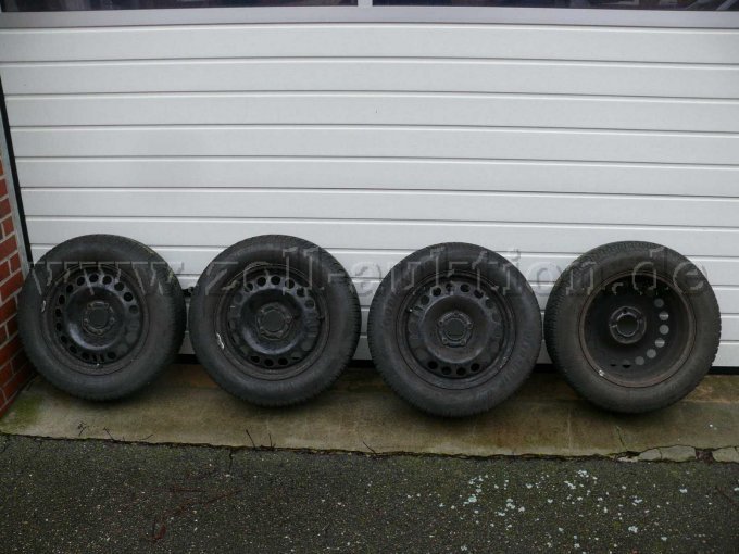 Satz Winterbereifung