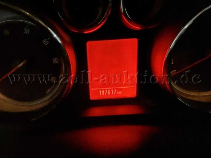 Multifunktionsdisplay mit Kilometerstand