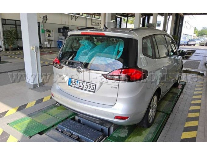 1 Opel Zafira Tourer B 2.0 DTH AT Edition – foto 2 – kavel bij Zoll-Auktion, Hoppegarten