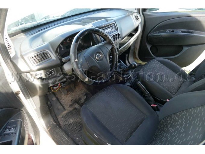 1 Opel ecoFlex Combo Kasten / Bastlerfahrzeug – foto 6 – kavel bij Zoll-Auktion, Wandlitz