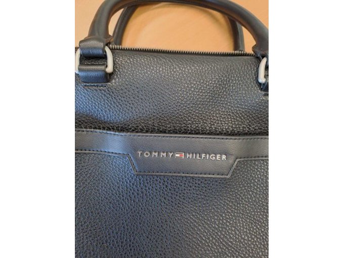 1 Original-Tasche von Tommy Hilfiger Modell: AM0AM08078 – foto 3 – kavel bij Zoll-Auktion, St.Vith