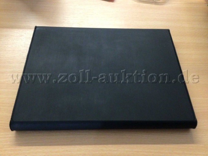 Qwertz Tastaturhülle, Rückseite