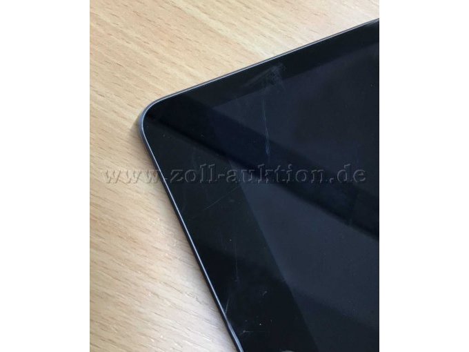Apple iPad 7. Generation, Detailfoto mit Kratzern