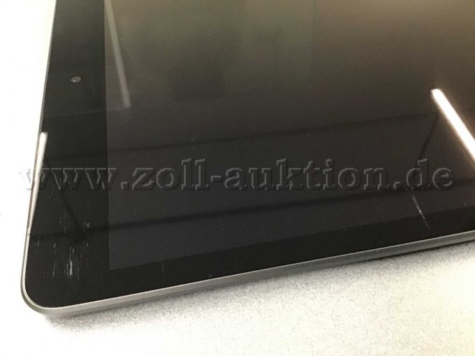 Ansicht Front, Kratzer/Macken oben rechts/mittig