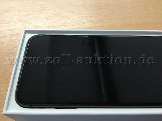 Apple iPhone 11, leichte Kratzer