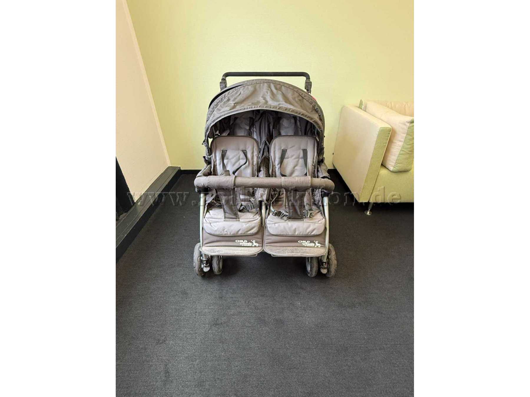 Kinderwagen Frontseite
