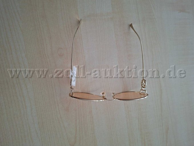 Sonnenbrille offen