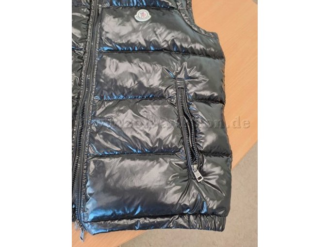 1 Original Moncler-Daunenjacke ohne Ärmel - Größe 5 (XL) – foto 10 – kavel bij Zoll-Auktion, St.Vith