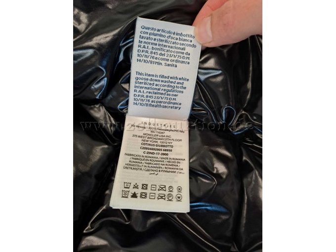 1 Original Moncler-Daunenjacke ohne Ärmel - Größe 5 (XL) – foto 13 – kavel bij Zoll-Auktion, St.Vith