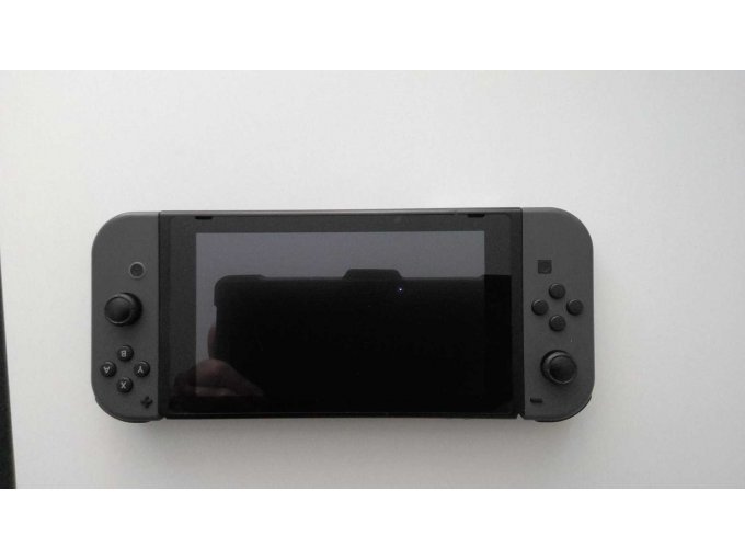 Nintendo Switch Frontansicht
