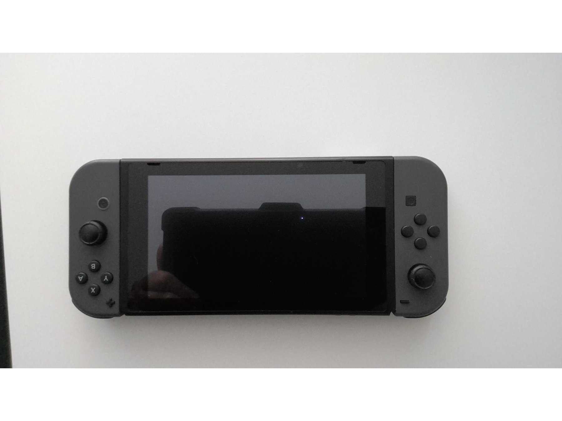 Nintendo Switch Frontansicht