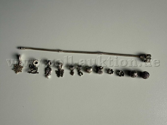 Armband und Charms
