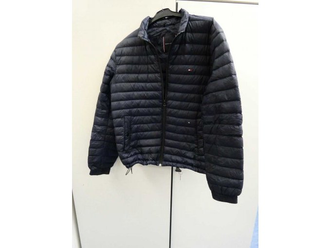 Tommy Hilfiger Steppjacke_ Vorderansicht