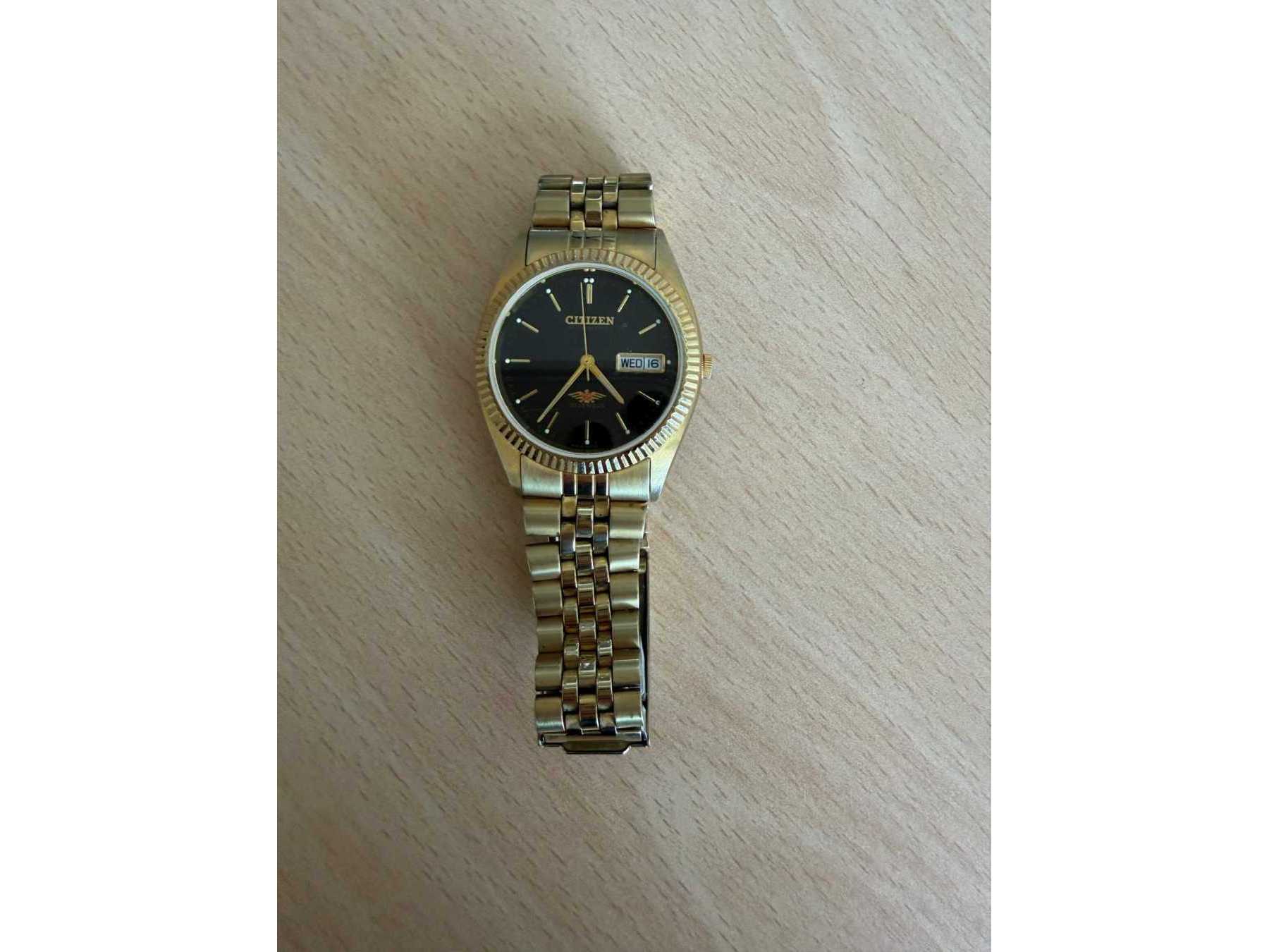 Citizen Uhr Vorderseite