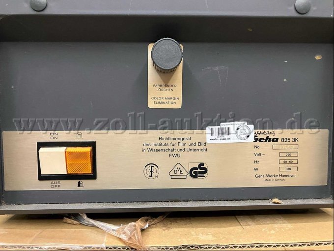 Frontdetail mit Funktionsschalter und Firmenlabel und VDE-Prüfsiegel
