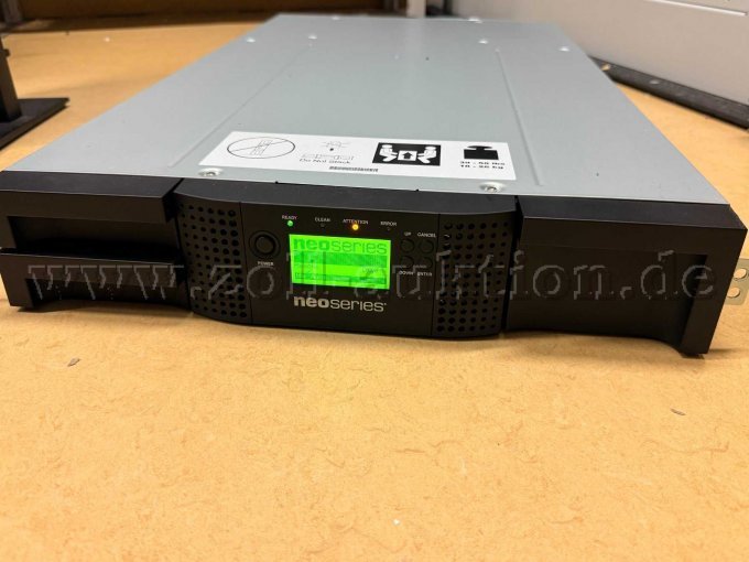 Bandbibliothek frontal (in Betrieb)