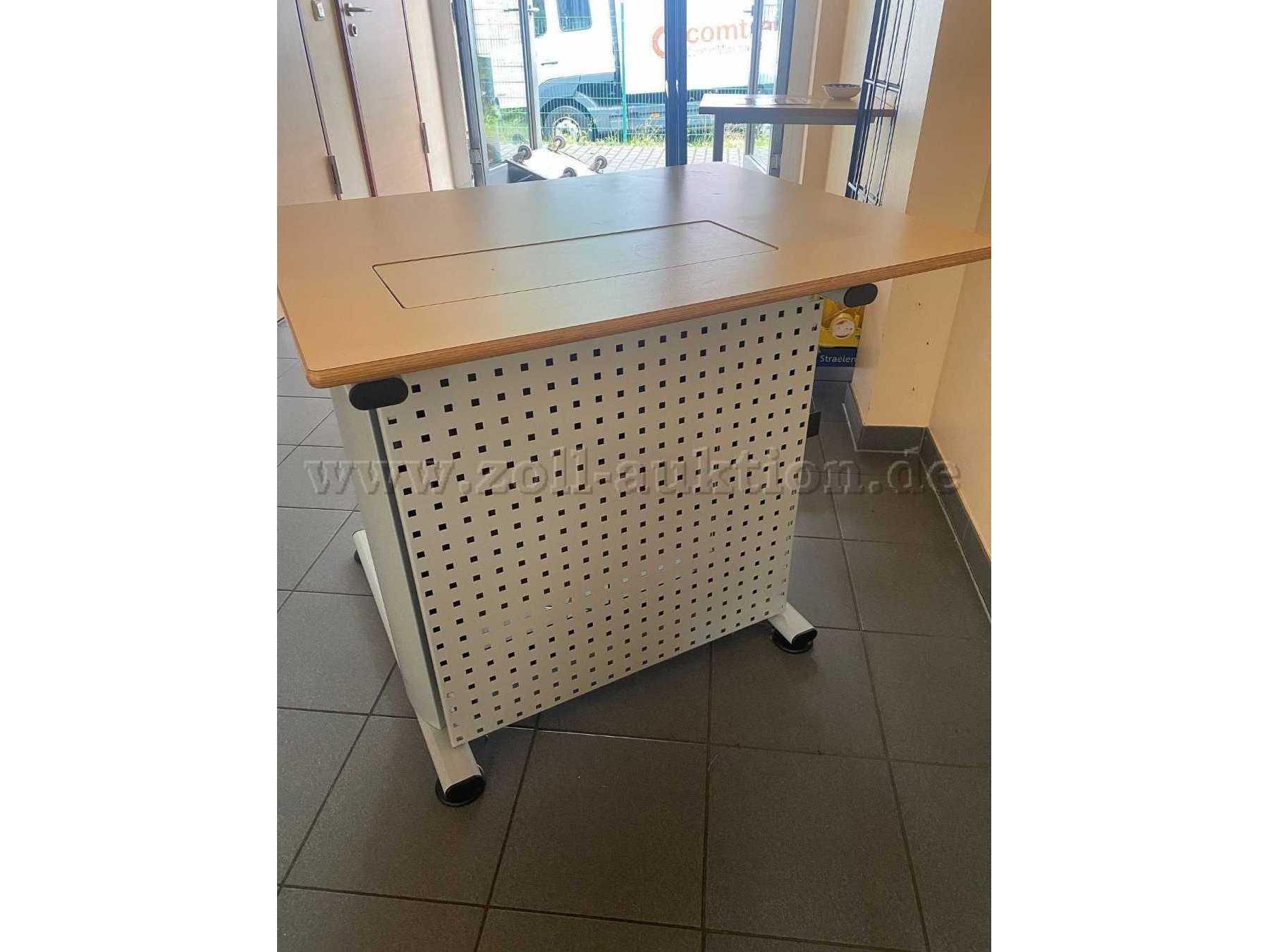 Rückansicht mit Sichtschutz