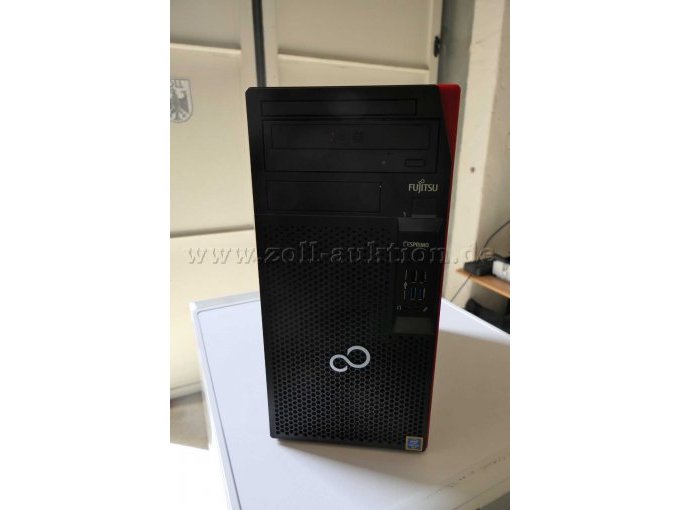 Der PC von von vorne