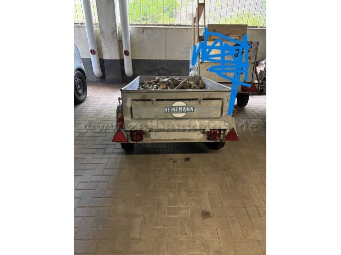 Ansicht Heckklappe mit Bezeichnung