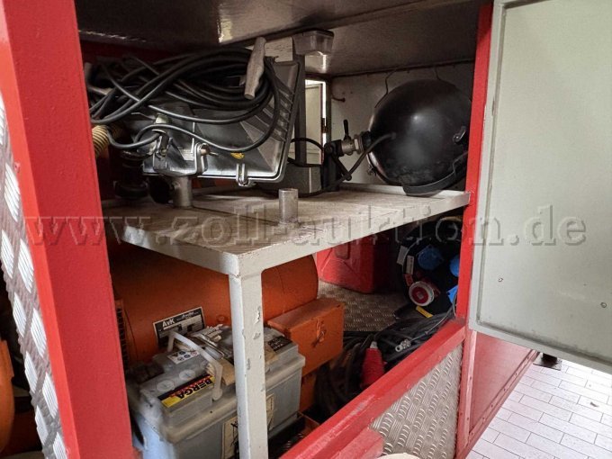 Innenansicht v. Links