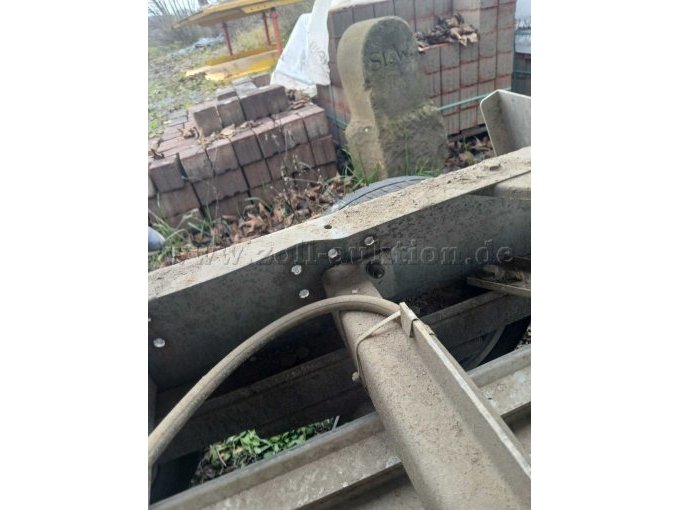 Beschädigung Rahmen von innen