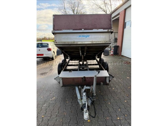 Anhänger Vorderansicht