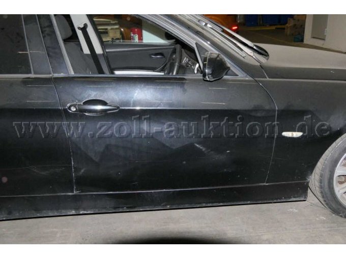 BMW 325D; schwarz; Fahrertür, rechte Seite