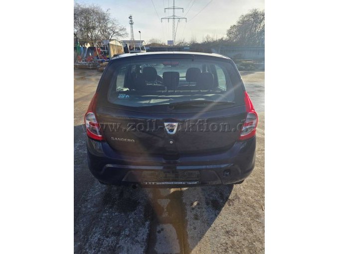 Dacia Sandero SD, Hinteransicht