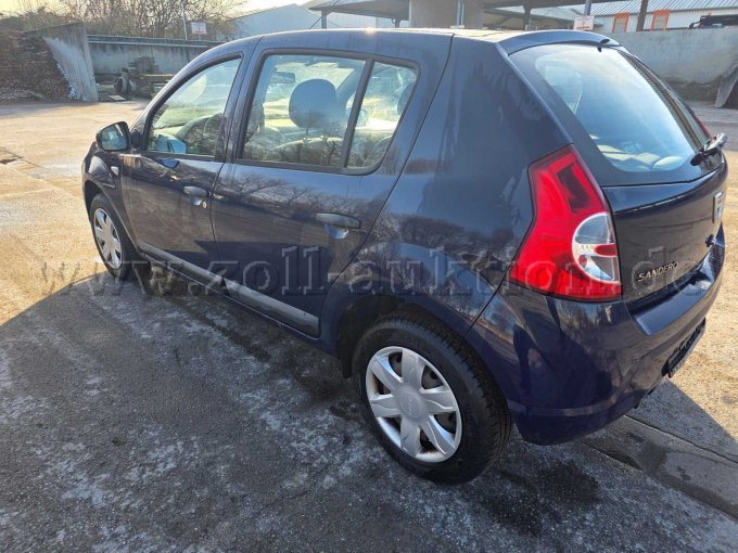 Dacia Sandero SD, hintere linke Seitenansicht