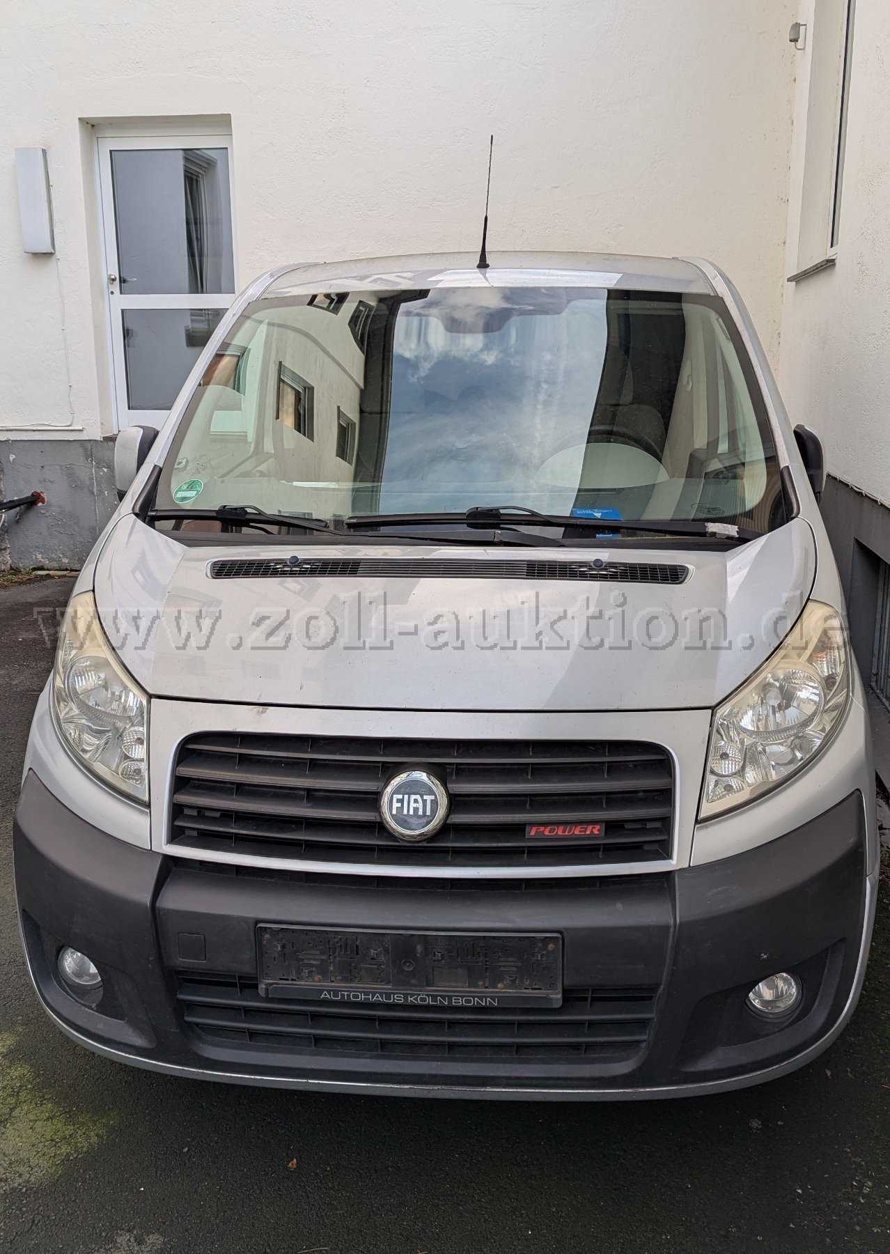 1 PKW Fiat Scudo Kombi Panorama Family