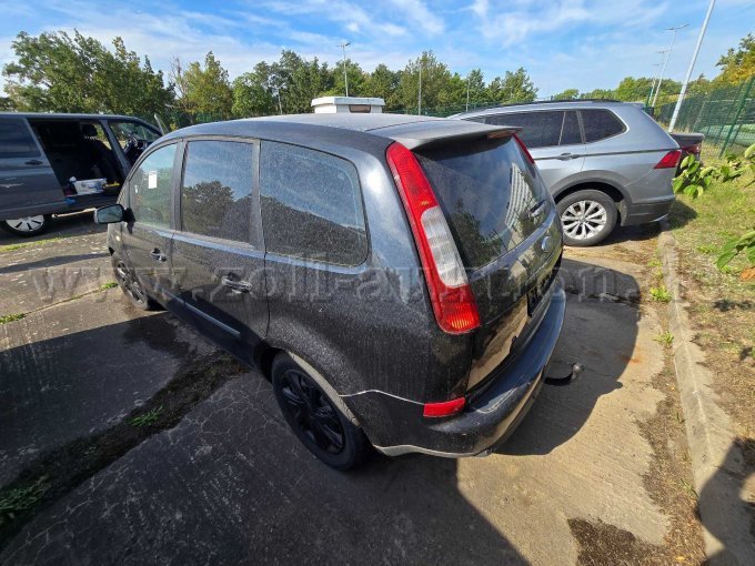 Ford Focus C-Max Kuga Gesamtansicht von der linken Seite hinten