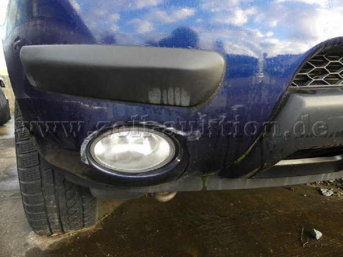 Schaden vorne rechts