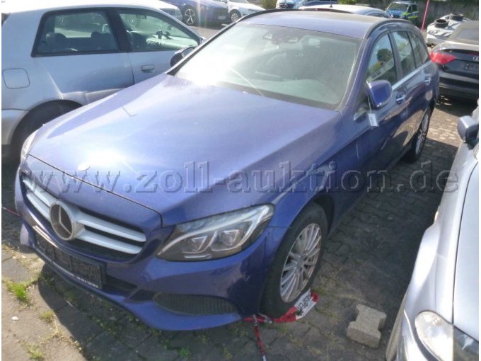 Mercedes C220T - vorne links
