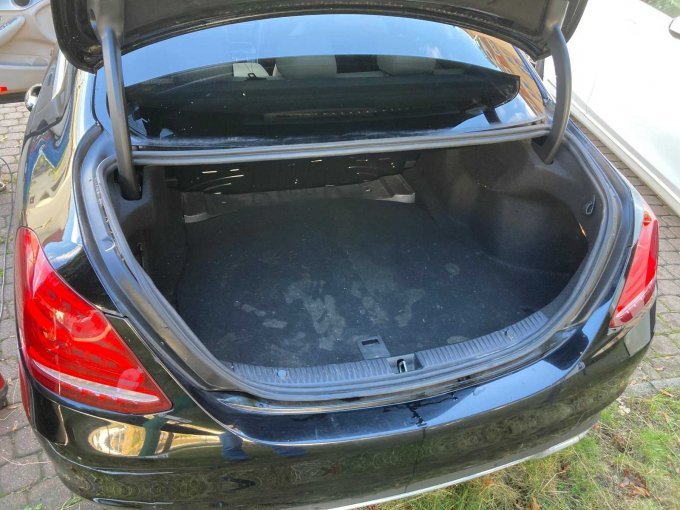 1 PKW Mercedes-Benz C 220 Avantgarde – foto 7 – kavel bij Zoll-Auktion, Leipzig