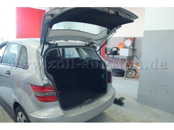 Geöffneter Kofferraum