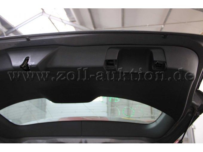 Griff der Kofferraumklappe ist abgebrochen