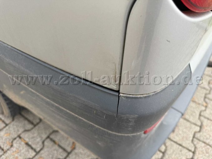 Stoßfänger verschrammt