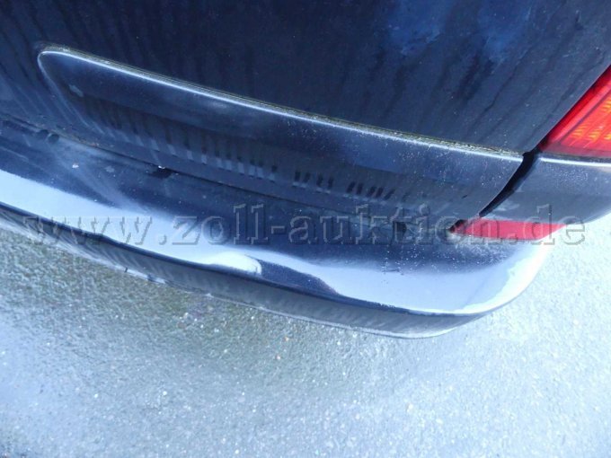 Verformungen an der HEckstoßstange