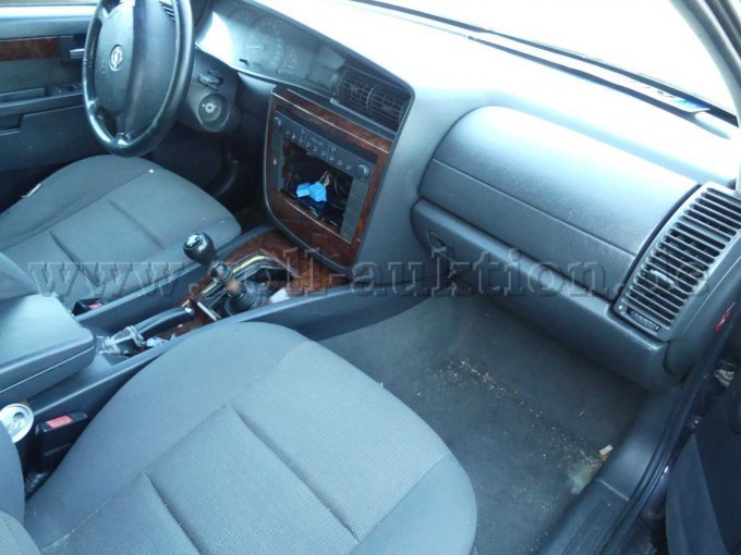 Blick in den vorderen Innenraum