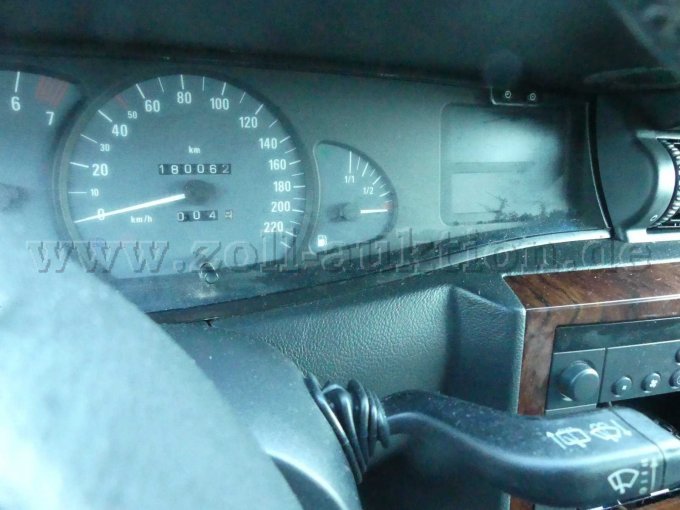 Tachoeinheit mit km-Stand