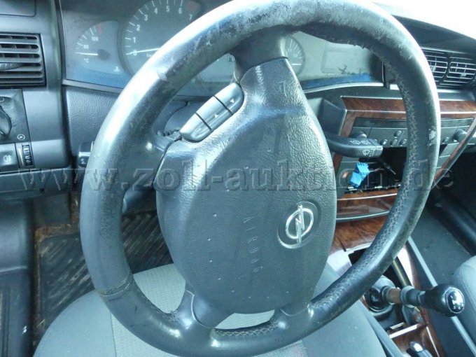 abgegriffenes Multifunktions-lenkrad