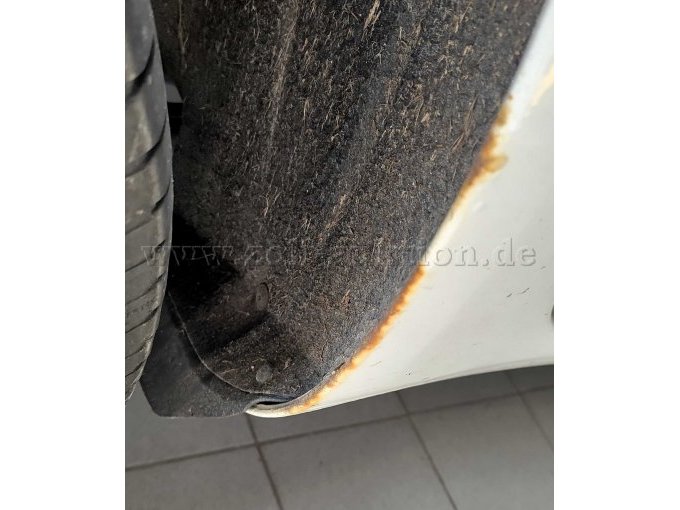 1 PKW Skoda Octavia Combi 1,6 TDI 4x4 Ambiente, defekt, fahrbereit – foto 10 – kavel bij Zoll-Auktion, Stuttgart