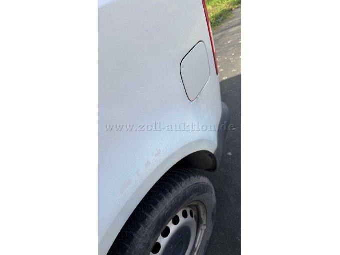 Ansicht hinten links, provisorische Instandsetzung Radlauf