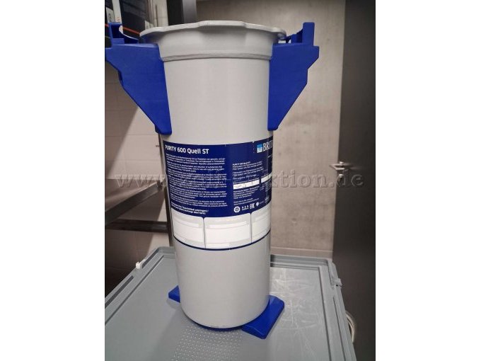 Wasseraufbereitungsanlage (seitlich)