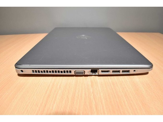 HP 250 G6 Notebook – 39,6 cm (15.6")
Ansicht von der Seite
