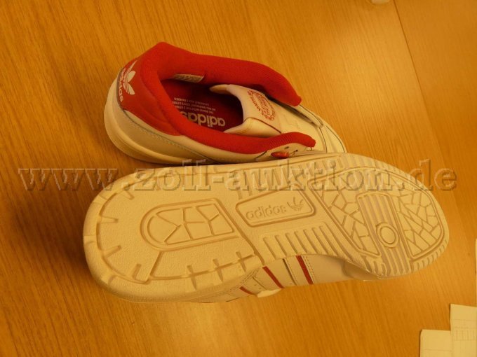 1 Paar Adidas Rivalry Low Sneaker, Turnschuhe, Größe 42,5 – foto 5 – kavel bij Zoll-Auktion, Berlin