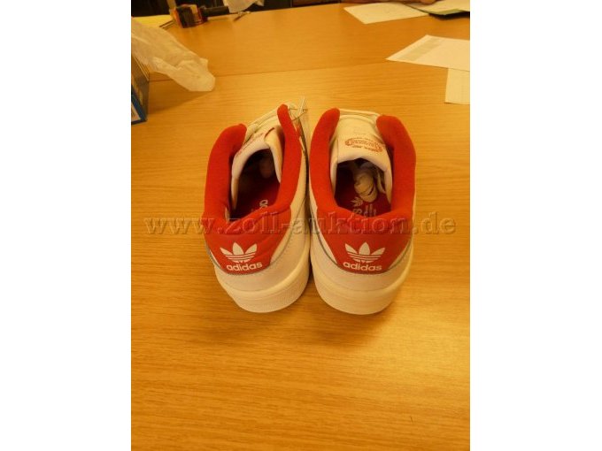 1 Paar Adidas Rivalry Low Sneaker, Turnschuhe, Größe 42,5 – foto 4 – kavel bij Zoll-Auktion, Berlin