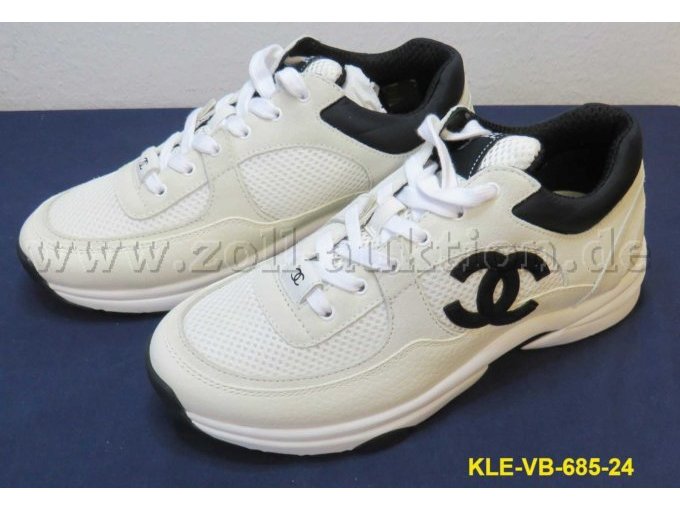 Chanel Sneaker