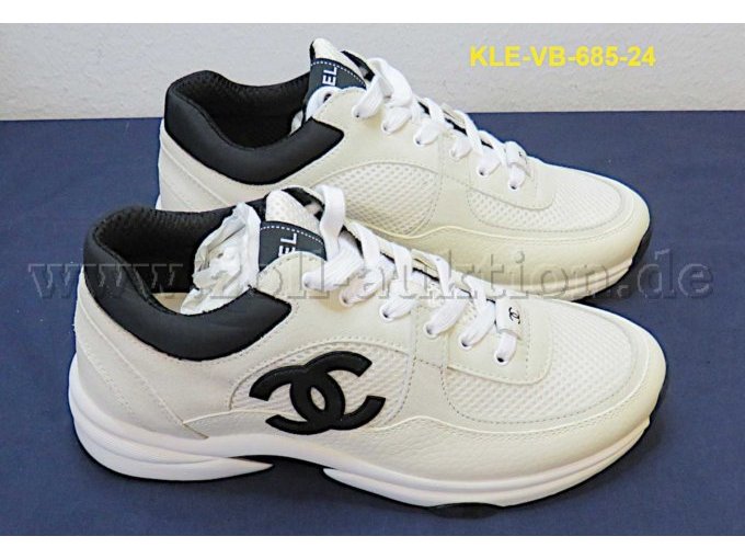 Chanel Sneaker