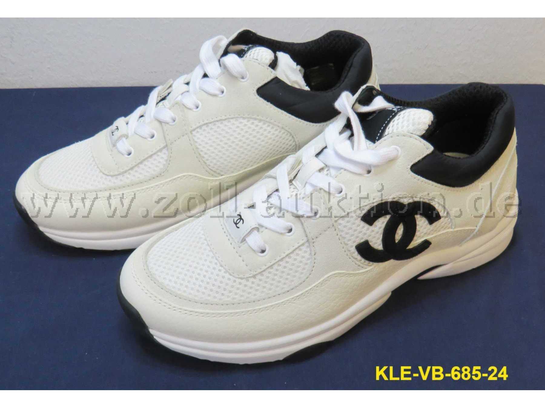 Chanel Sneaker